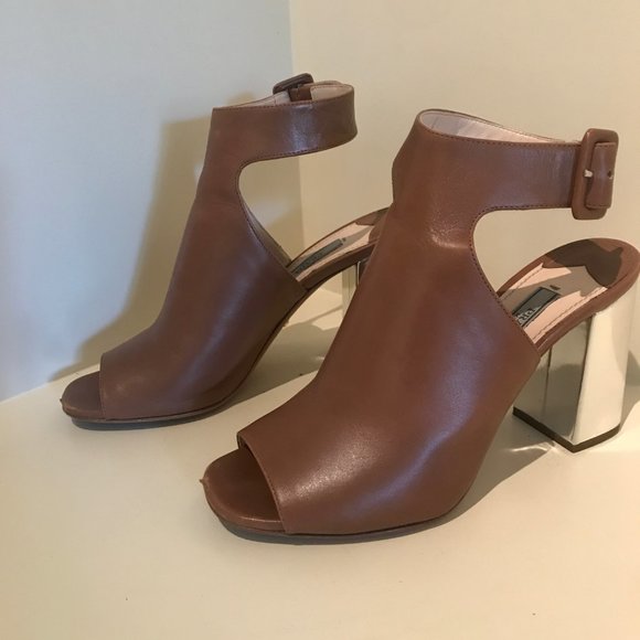 Prada Sandals - Picture 4 of 10